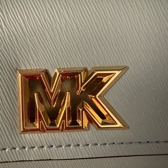 Like New Michael Kors Leather Blue pale Wallet - Picture 14 of 16